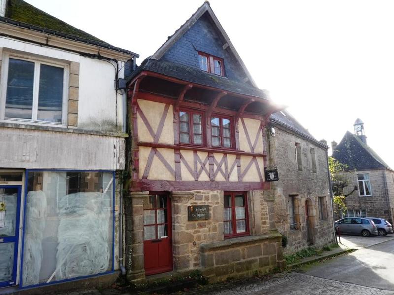 Maison en pierre - 75 m² - 3 pièces