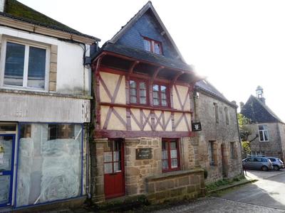 Maison en pierre - 75 m² - 3 pièces