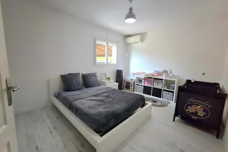 Villa - 208 m² - 208 pièces