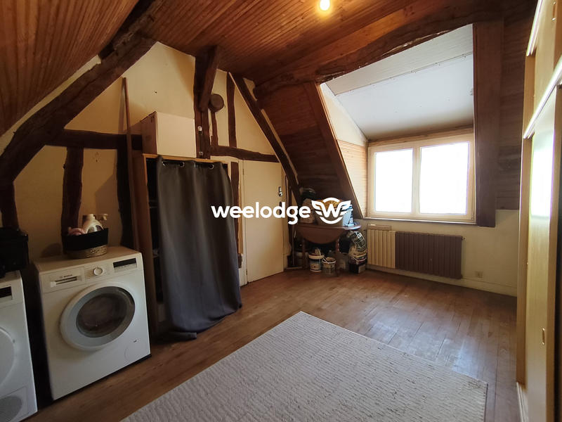 Maison - 171 m² - 7 pièces