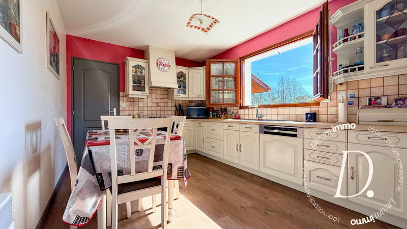 Maison - 103 m² - 5 pièces