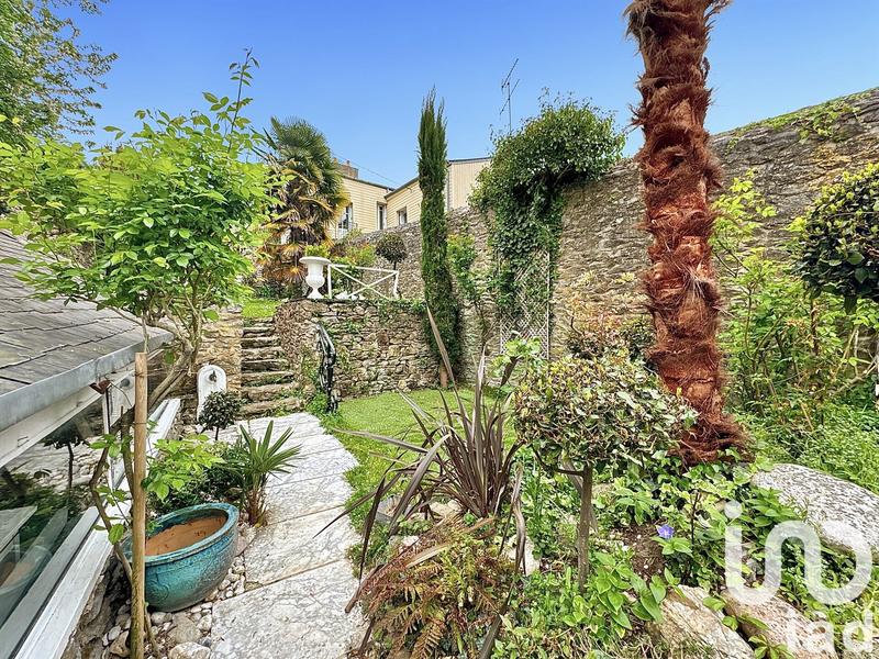 Maison de ville - 170 m² - 8 pièces