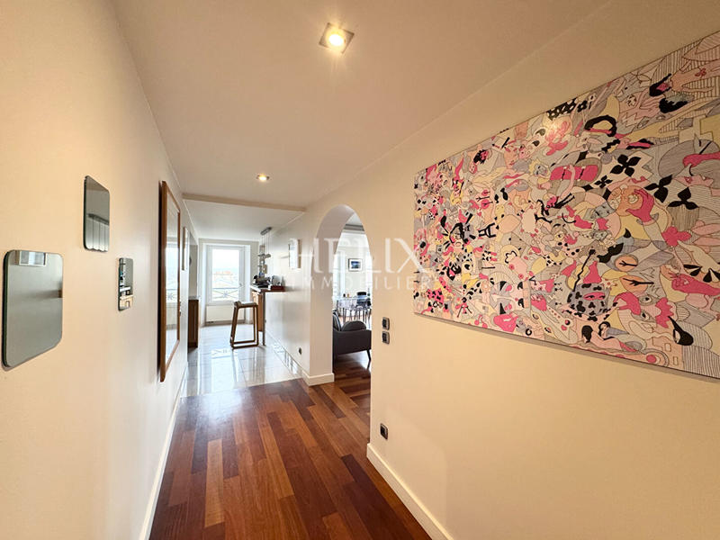 Appartement - 130 m² - 4 pièces