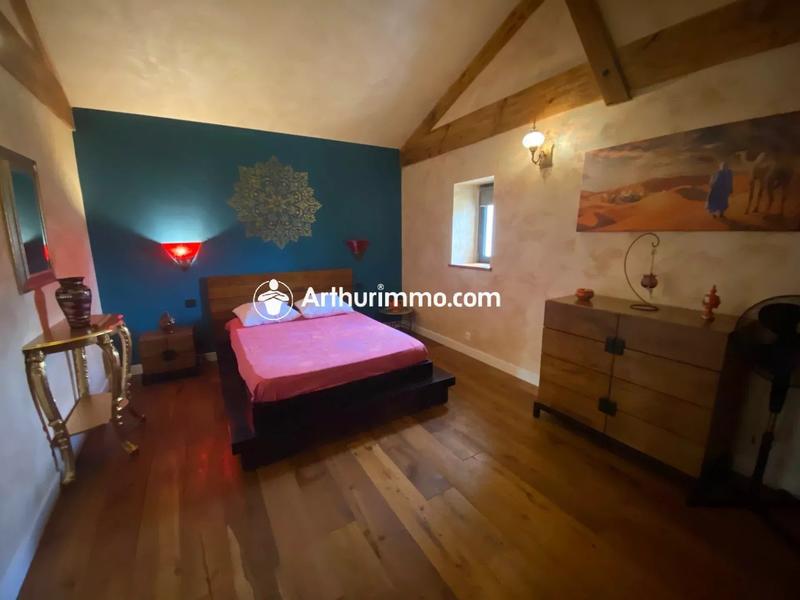 Maison - 167 m² - 4 pièces