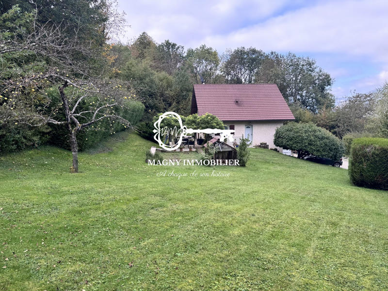 Maison traditionnelle - 100 m² - 4 pièces