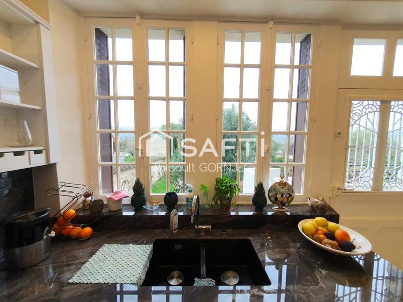 Maison de village - 130 m² - 7 pièces