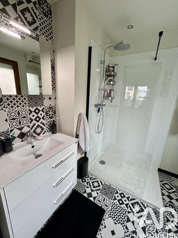 Maison - 110 m² - 6 pièces