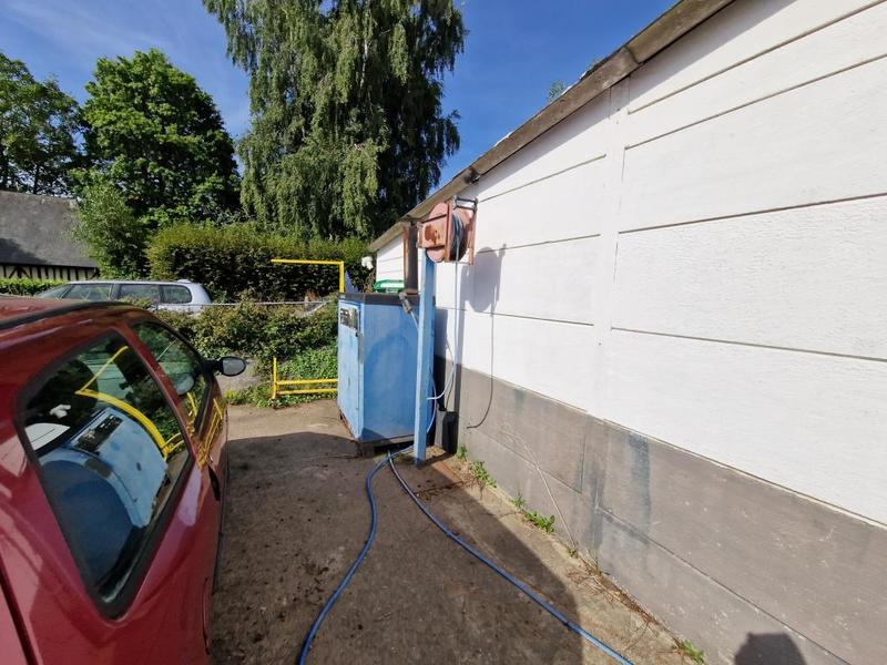 Fonds de commerce - 330 m²