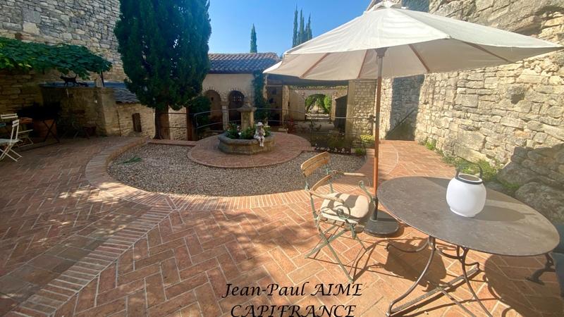 Propriété - 131 m² - 6 pièces