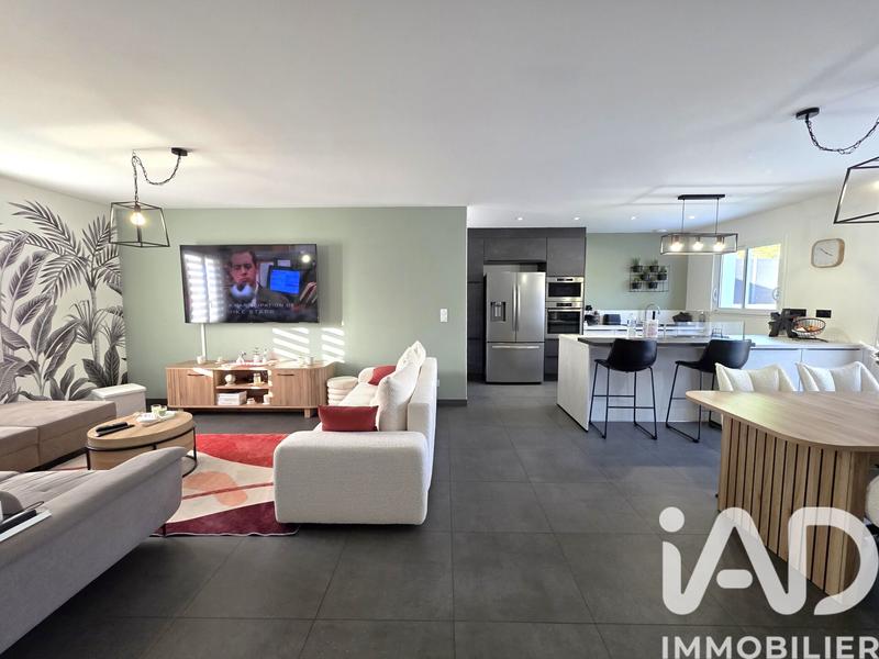 Maison - 100 m² - 4 pièces