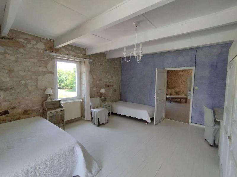 Maison en pierre - 100 m² - 4 pièces