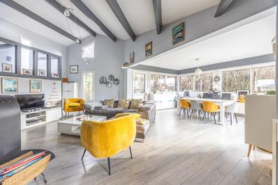 Maison - 143 m² - 5 pièces