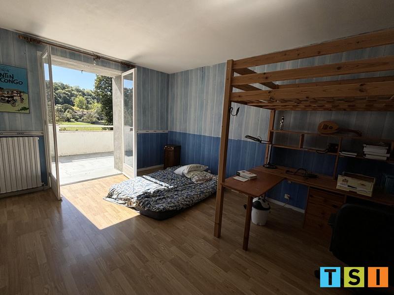 Maison - 287 m² - 7 pièces