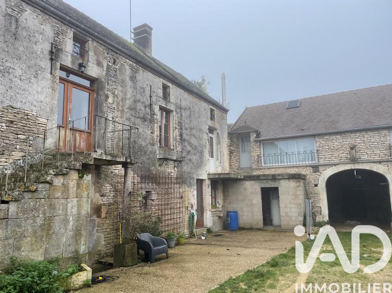 Maison de village - 220 m² - 10 pièces