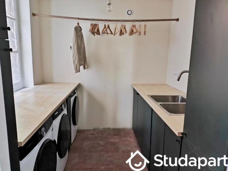 Chambre - 11 m² - 1 pièce