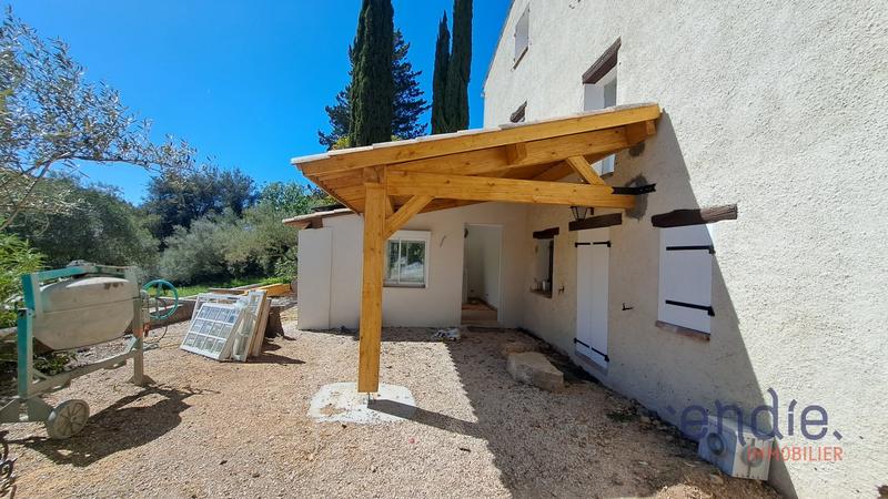 Maison - 198 m² - 8 pièces