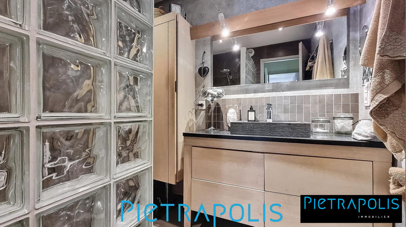 Appartement - 116 m² - 5 pièces