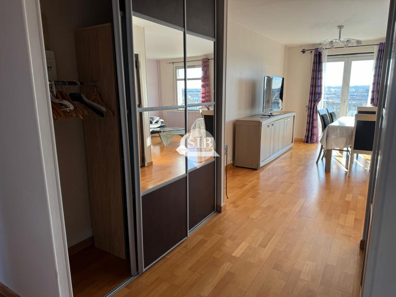 Appartement - 91 m² - 4 pièces