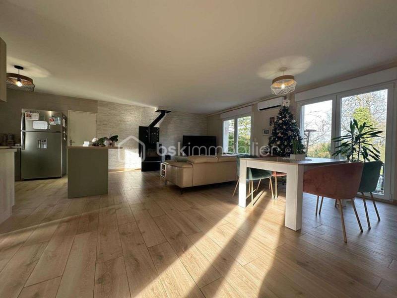 Maison - 132 m² - 6 pièces