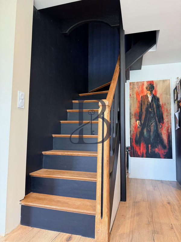 Maison - 196 m² - 8 pièces