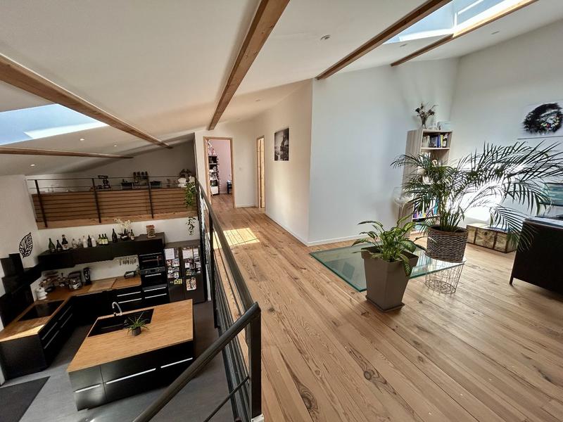 Maison - 161 m² - 4 pièces