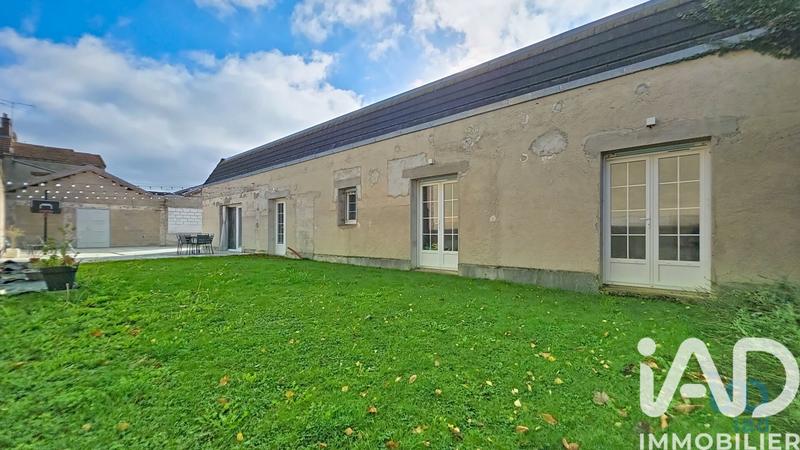 Maison - 239 m² - 9 pièces