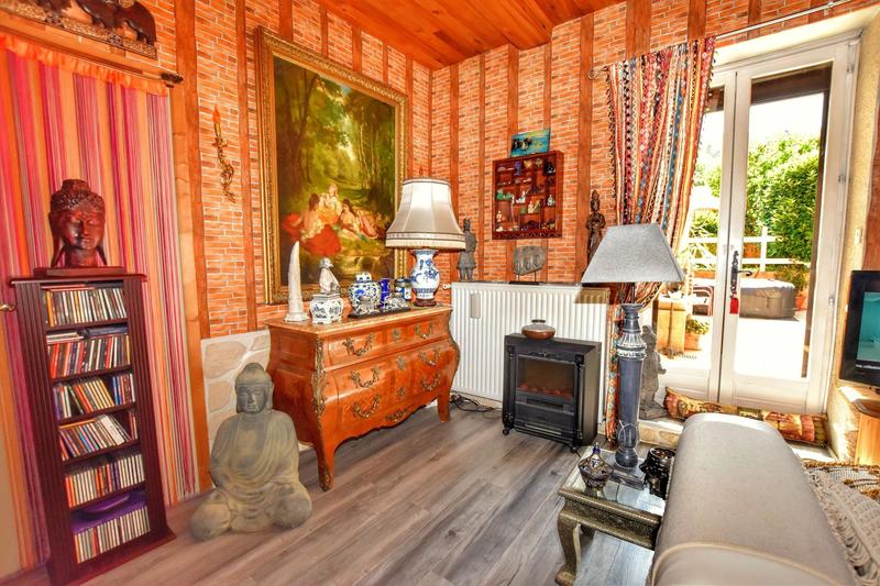 Maison - 200 m² - 8 pièces