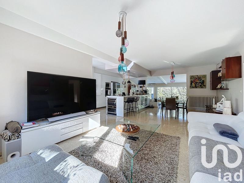 Maison - 170 m² - 7 pièces