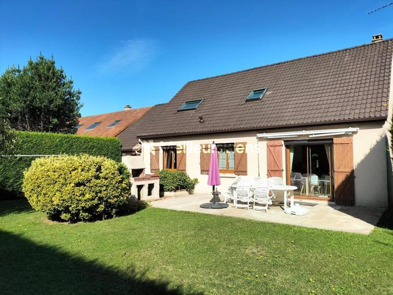 Maison - 121 m² - 6 pièces