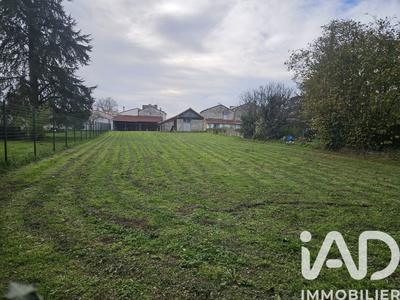 Terrain - 702 m²