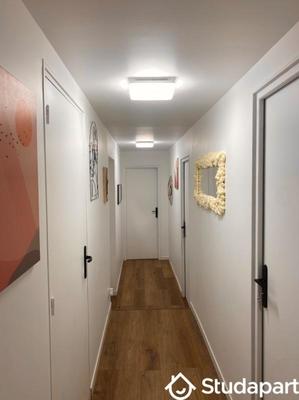 Chambre - 14 m² - 1 pièce