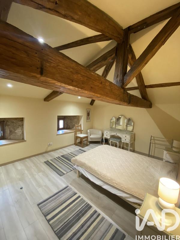 Maison - 296 m² - 12 pièces