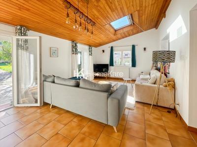 Maison - 122 m² - 5 pièces