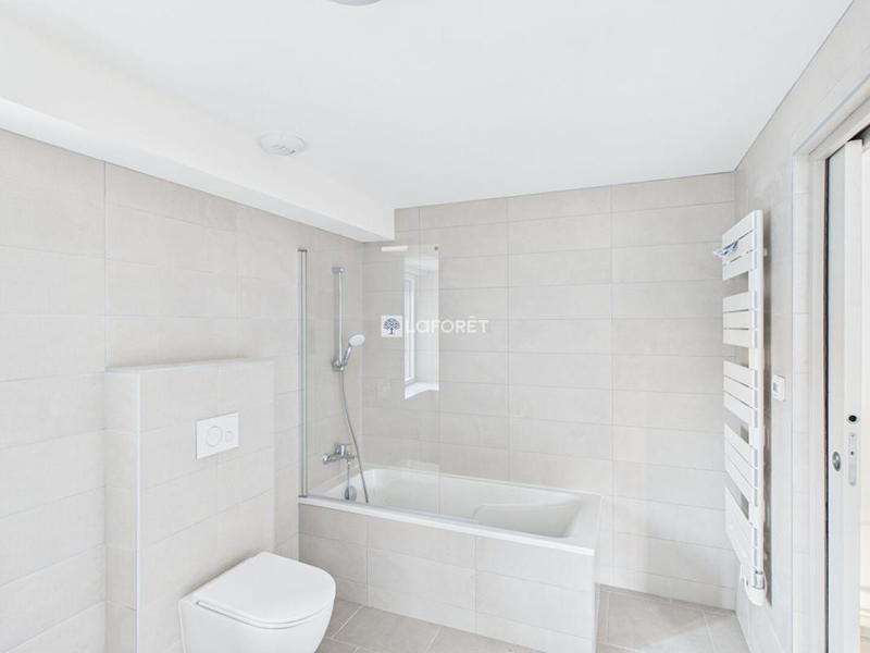 Appartement - 80 m² - 3 pièces