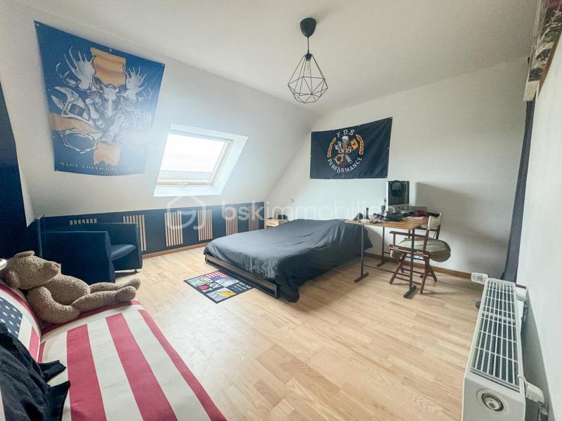 Maison - 159 m² - 8 pièces