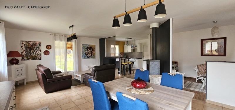 Maison - 104 m² - 4 pièces