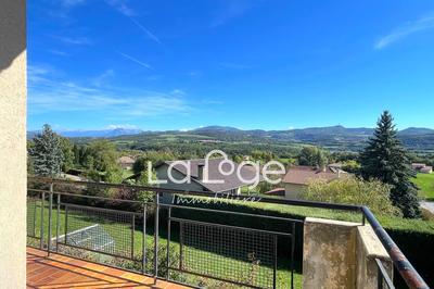 Maison - 178 m² - 8 pièces