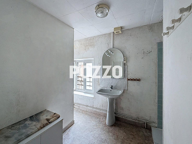 Maison - 130 m² - 4 pièces