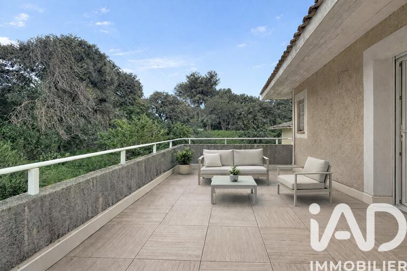 Maison - 150 m² - 5 pièces