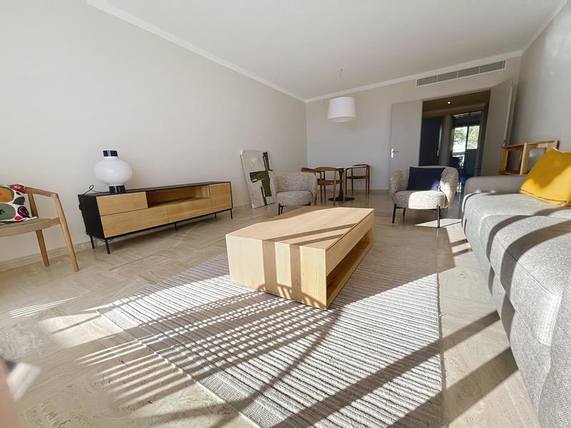 Appartement - 67 m² - 2 pièces