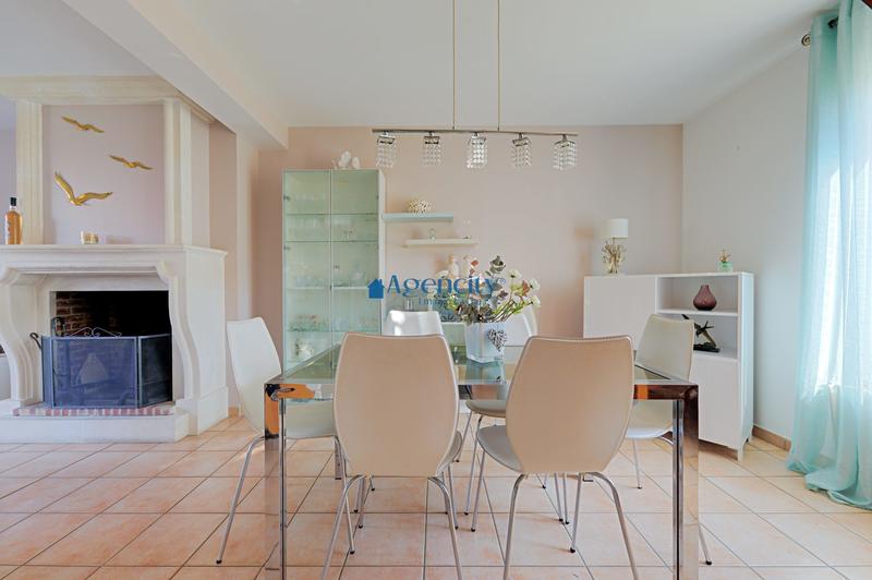 Maison - 147 m² - 6 pièces