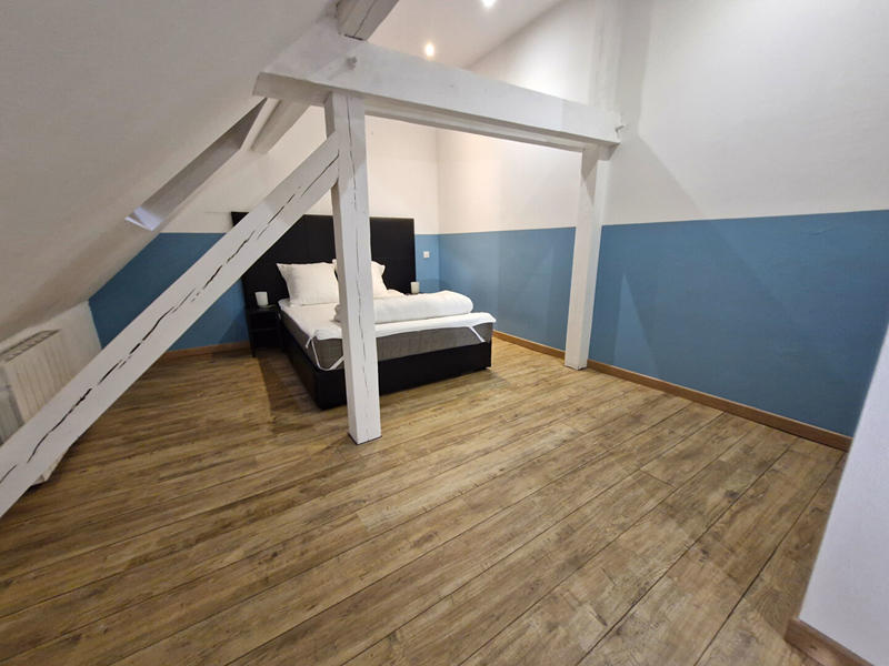 Appartement - 181 m² - 5 pièces