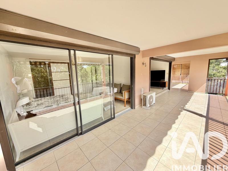 Maison - 98 m² - 4 pièces