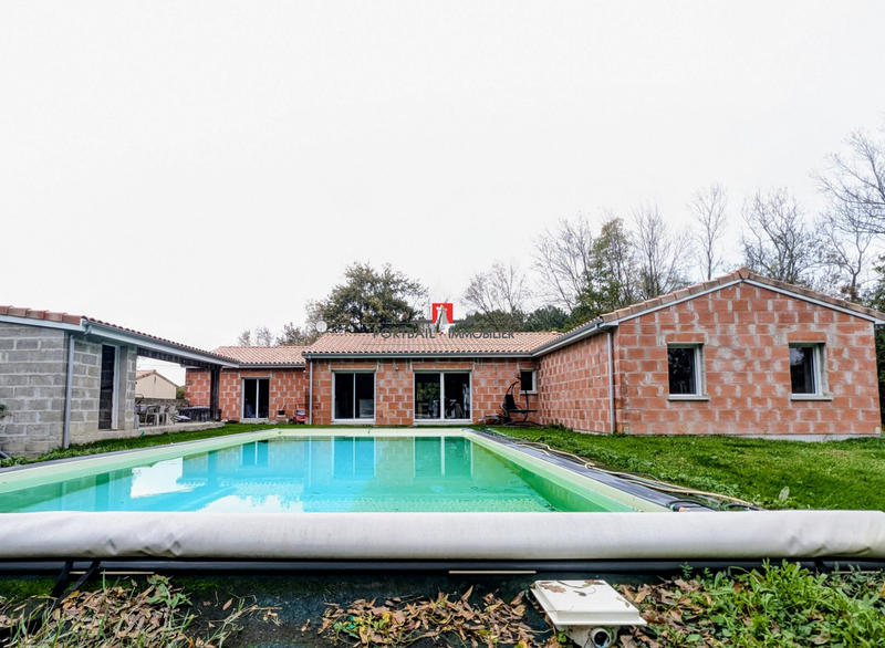 Maison - 148 m² - 5 pièces