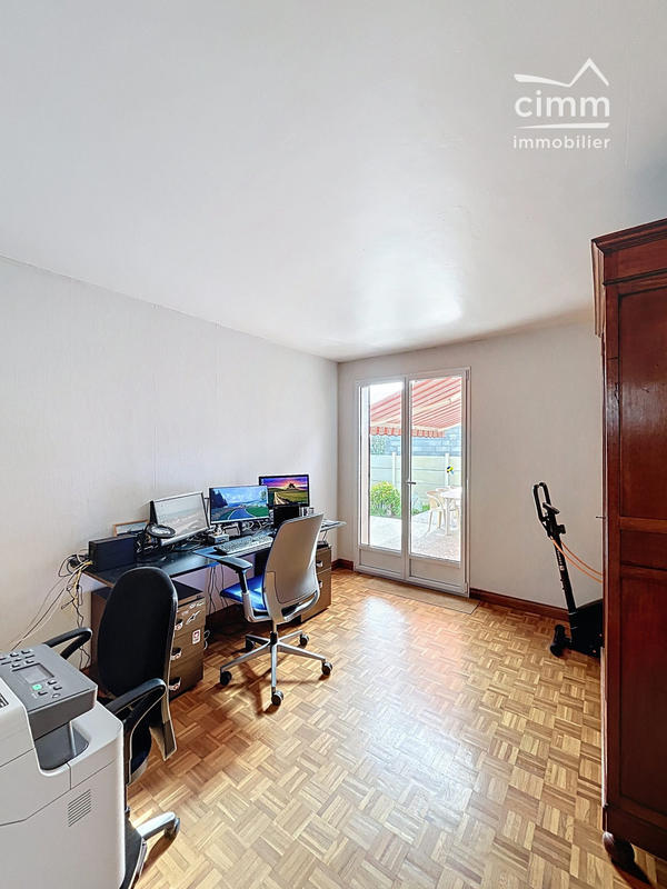 Maison - 177 m² - 6 pièces