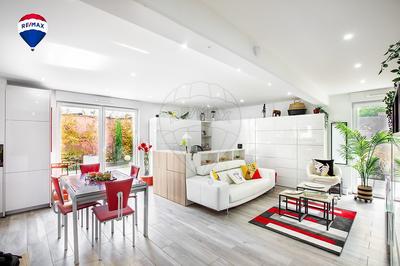 Appartement - 102 m² - 5 pièces