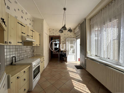 Maison de ville - 128 m² - 6 pièces