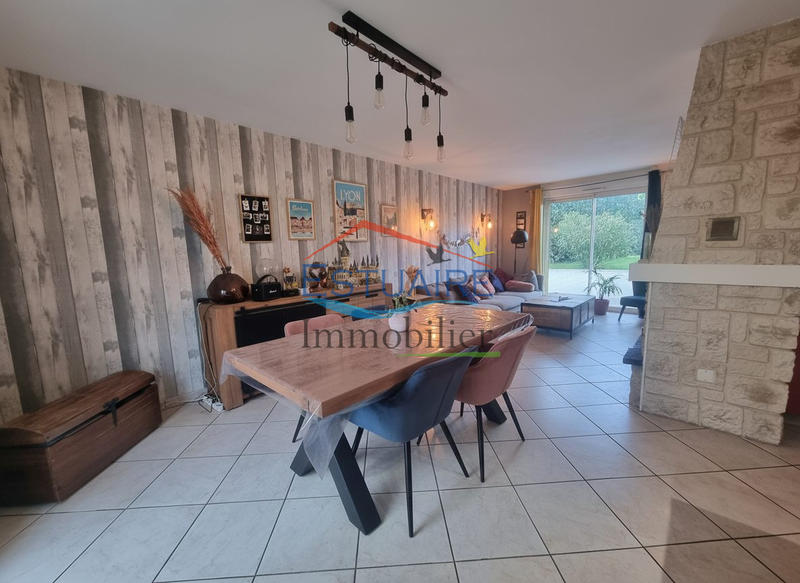 Maison - 101 m² - 5 pièces