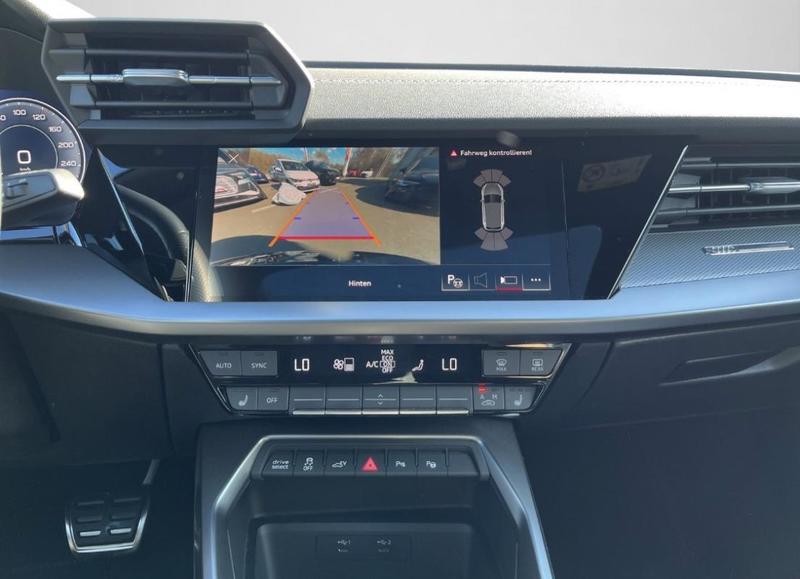 Audi A3 sportback 40 TFSIe 204 s-Line Hybride Rechargeable / Toit Ouvrant Camera de Recul Coffre Elec Sieges Alcantara Volant Méplat