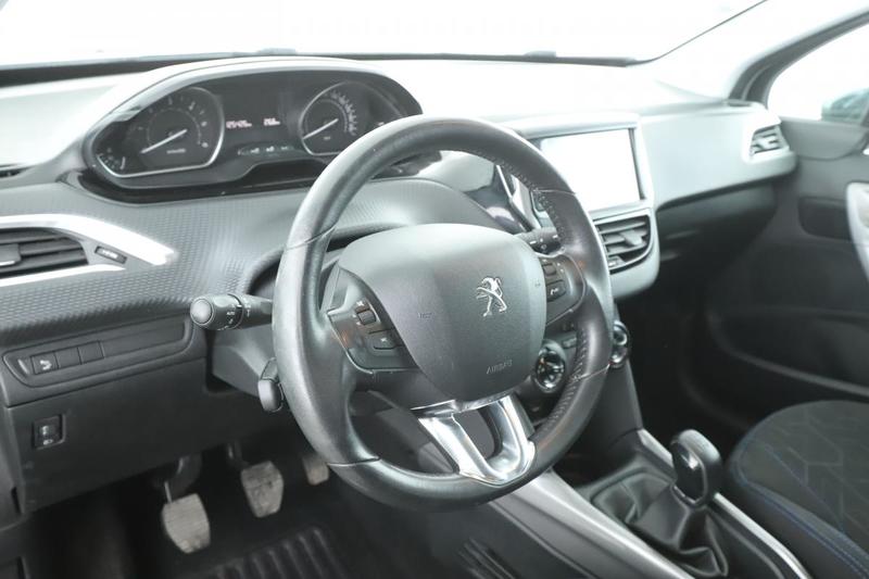 Peugeot 2008 1.6 Blue-HDi Style 100 ch